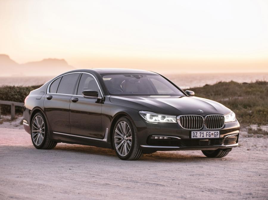  BMW 740i 2016 года  (ZA) (фото 5 из 30)